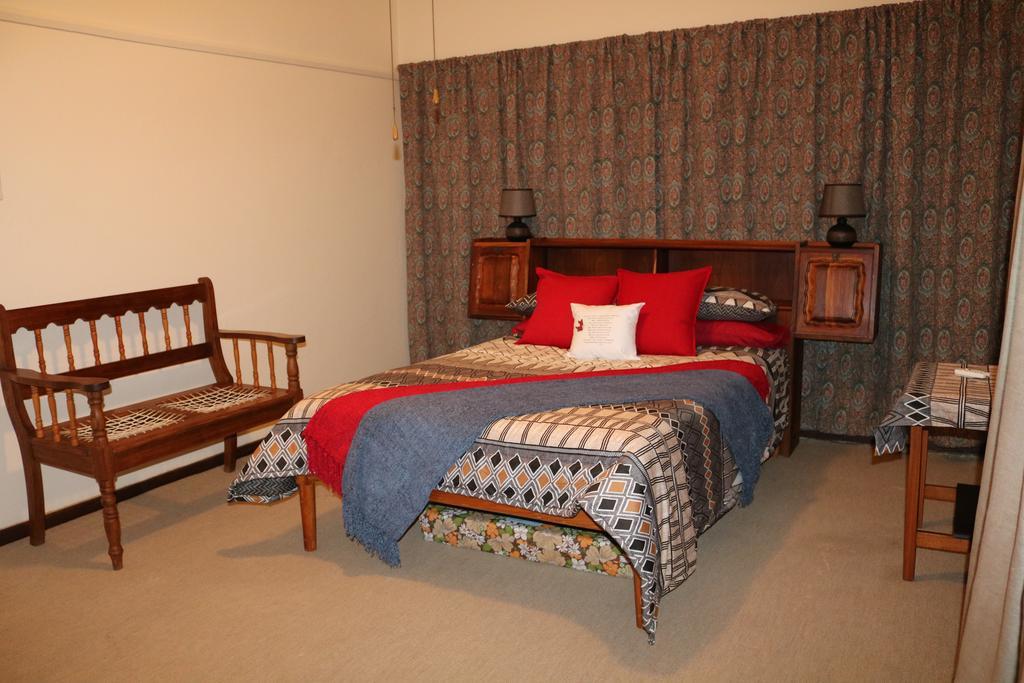 Grysbok Self Catering Accommodation Oudtshoorn Exterior photo