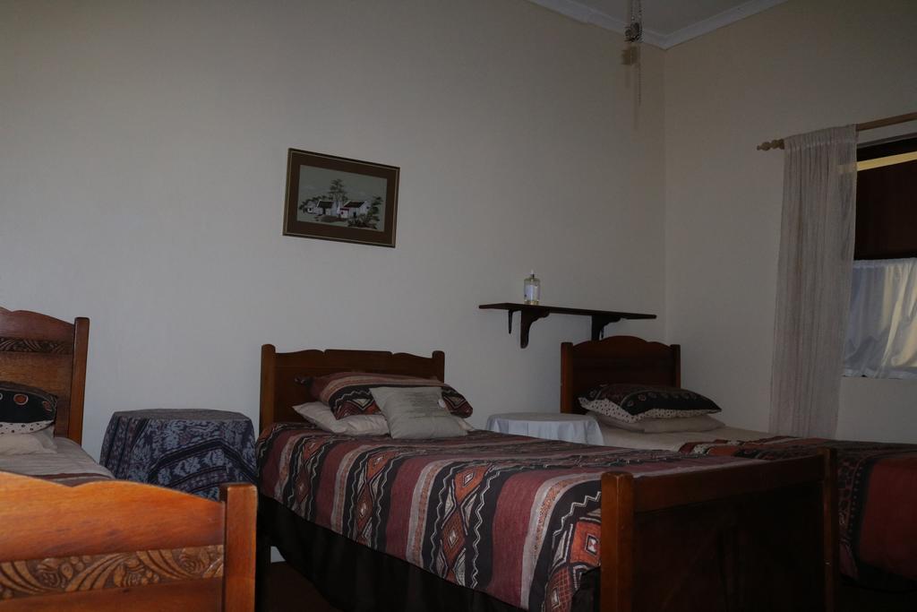 Grysbok Self Catering Accommodation Oudtshoorn Exterior photo