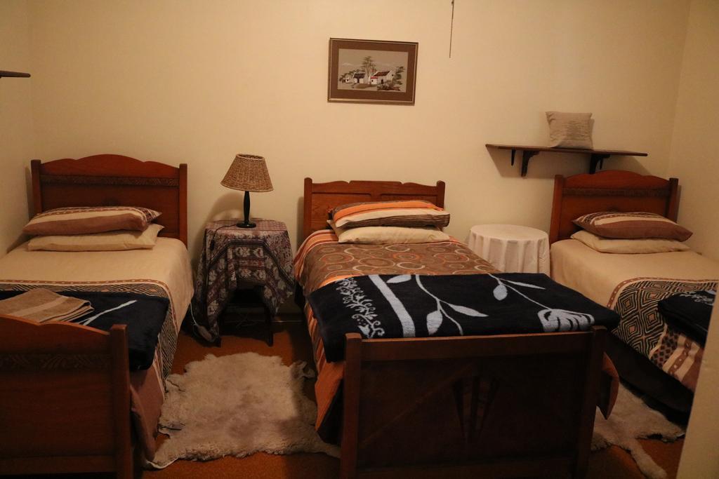 Grysbok Self Catering Accommodation Oudtshoorn Exterior photo